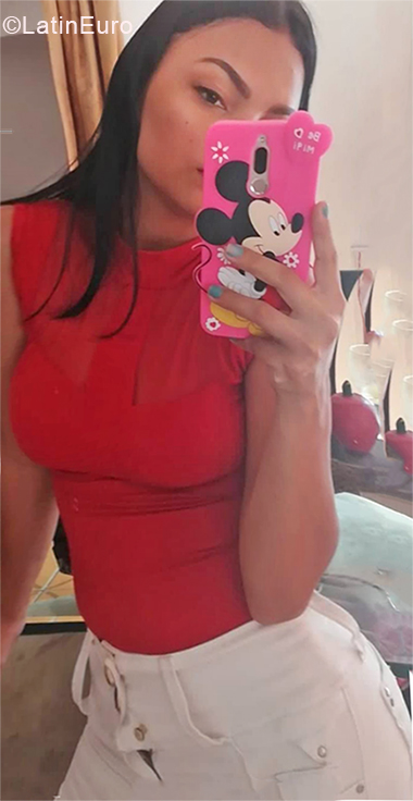 Date this athletic Colombia girl Xidey from Bucaramanga CO24356