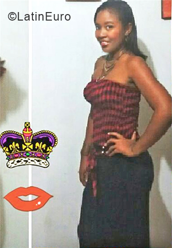 Date this athletic Colombia girl Selia from Cartagena CO24375