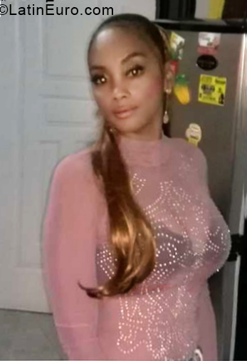 Date this tall Dominican Republic girl Jasmil from San Pedro De Macorís DO33176