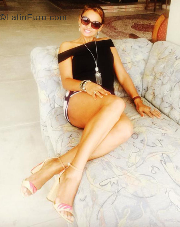 Date this georgeous Brazil girl Gilda Oliveira de Souza from Rio De Janeiro BR10679