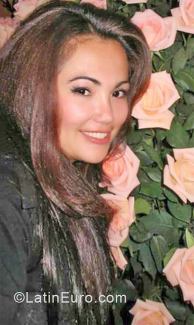 Date this georgeous Colombia girl Diana from Monteria CO24442