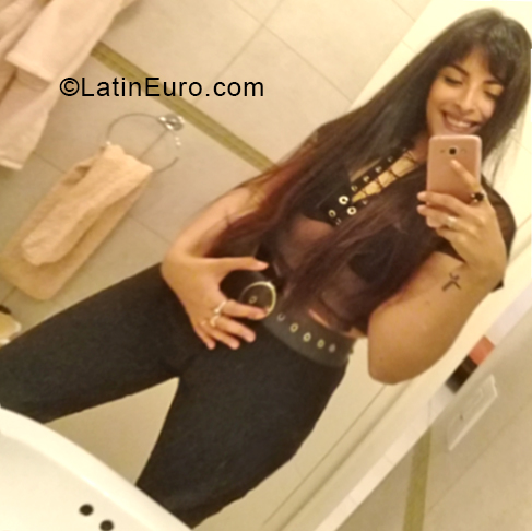 Date this passionate Argentina girl Luli from Cordoba AR163