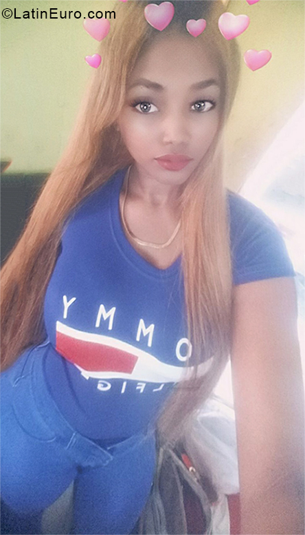 Date this lovely Dominican Republic girl Anabell from Santo Domingo DO33342