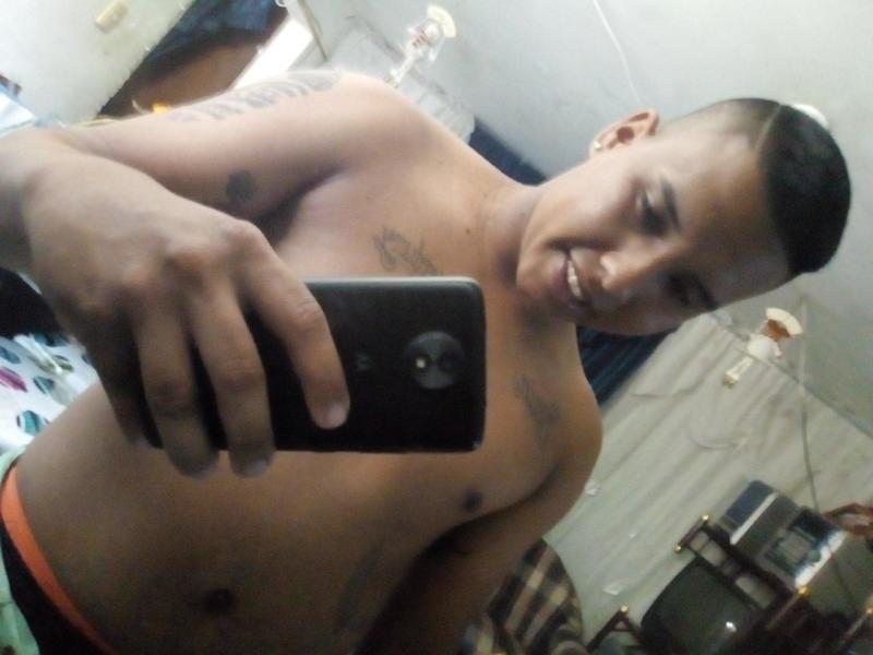 Date this happy Colombia man May from Cali CO24514