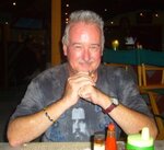 nice looking United States man Peter from Tampa US19645