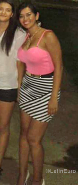 Date this charming Colombia girl Carolina from Cali CO24642
