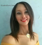 attractive Venezuela girl Dayana from Maracaibo VE2020