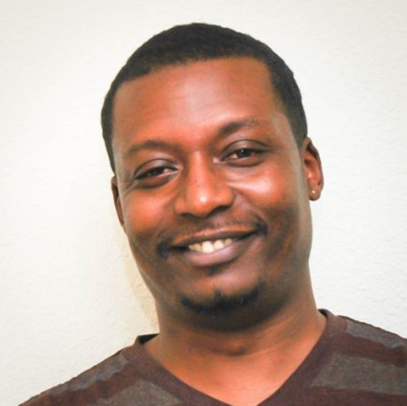 Date this pretty United States man Lorenzo from Palmdale US19671