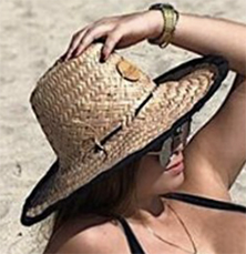 Date this foxy Venezuela girl KIMBERLIN from Portuguesa VE2031