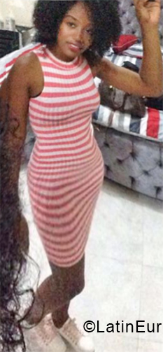 Date this pretty Dominican Republic girl Chabily from Santo Domingo DO33606