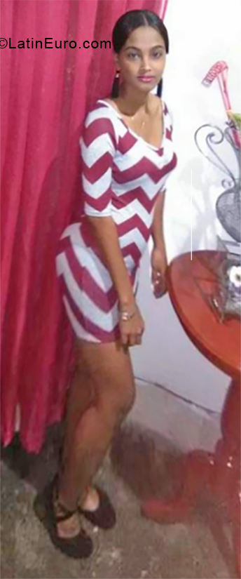 Date this fun Dominican Republic girl Alexandra from Hato Mayor Del Rey DO33635