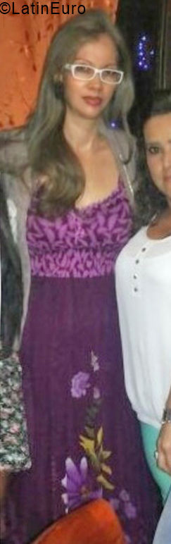 Date this hard body Colombia girl Gloria from Cali CO24704