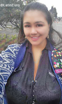 Date this fun Colombia girl Marisel from Tulua CO24728