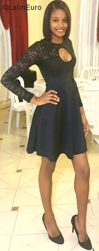 Date this good-looking Dominican Republic girl Pricila from Santo Domingo DO33813