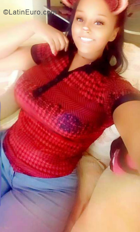 Date this beautiful Dominican Republic girl Maria from Santo Domingo DO33890