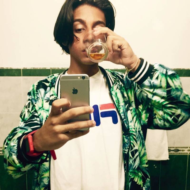 Date this funny Cuba man ARIEL from Havana CU468