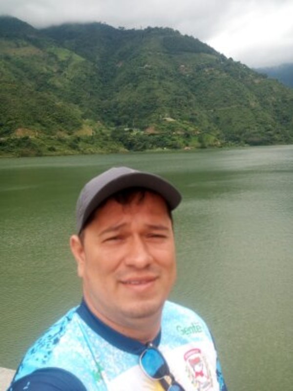 Date this cute Colombia man Alex from Bucaramanga CO25146