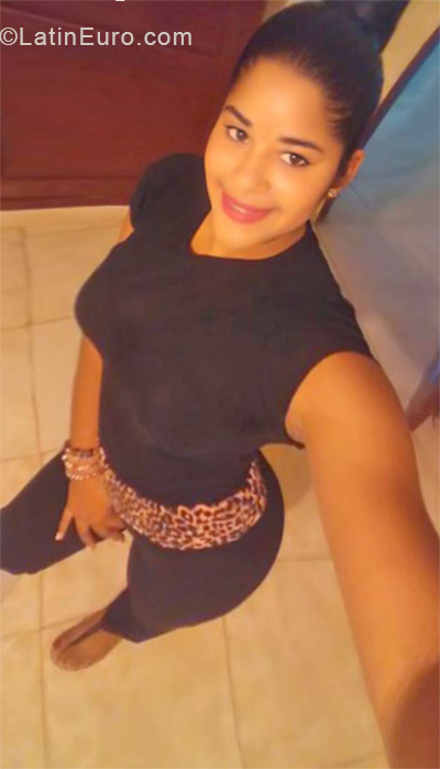 Date this georgeous Dominican Republic girl Delfie from Puerto Plata DO34390