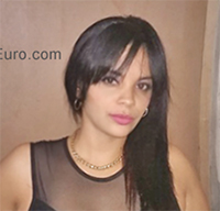 Date this exotic Cuba girl Maira from Cienfuegos CU521