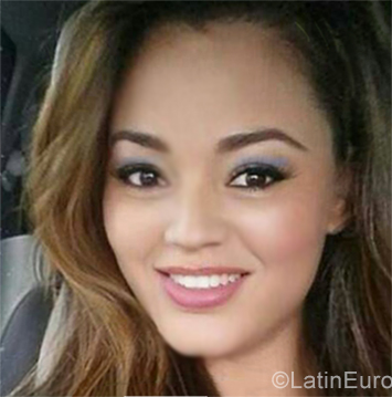 Date this stunning Dominican Republic girl Yajana from Sto.dgo Este DO34869