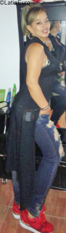 Date this hot Colombia girl Monica from Medellin CO25417