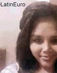 Date this happy Dominican Republic girl Berenice from La Vega DO34944