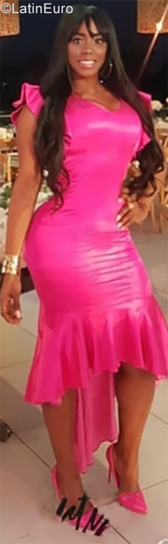 Date this funny Colombia girl Tamara from Cali CO25526