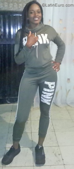 Date this gorgeous Colombia girl Diana from CALI CO25529