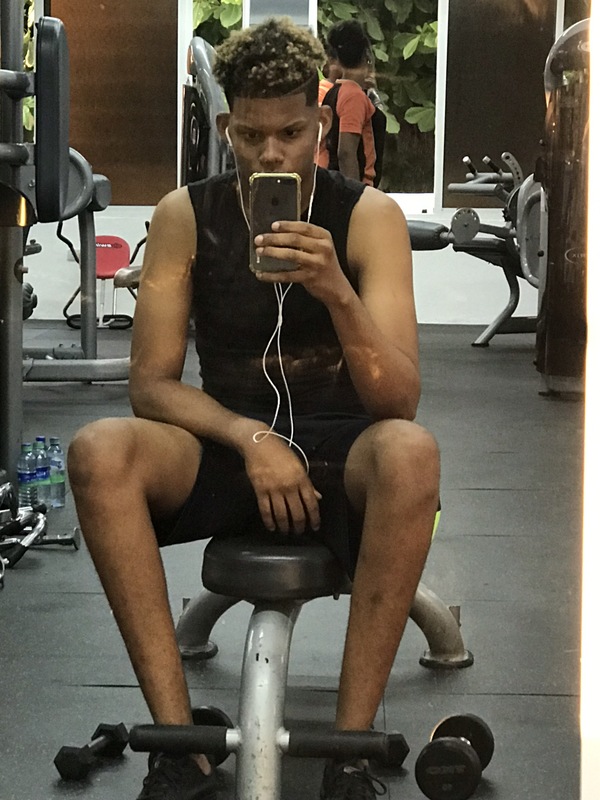 Date this nice looking Dominican Republic man Anderson from Santo Domingo DO35118