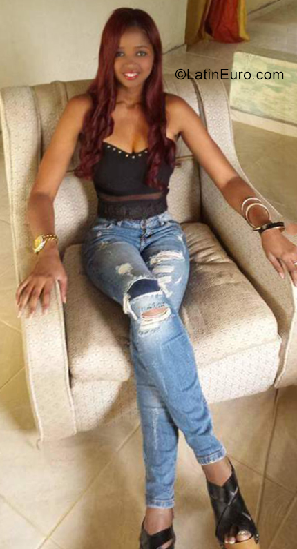 Date this tall Spain girl Jenifer from Gran Canaria ES469