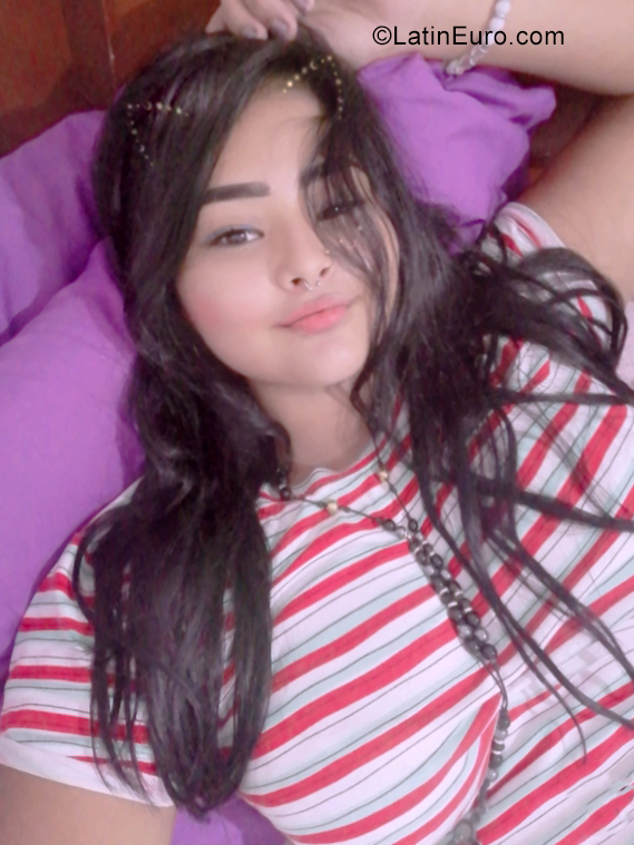 Date this exotic Colombia girl Shirly from Barranquilla CO25545