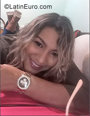 Date this happy Argentina girl Gladys from Mar Del Plata AR856