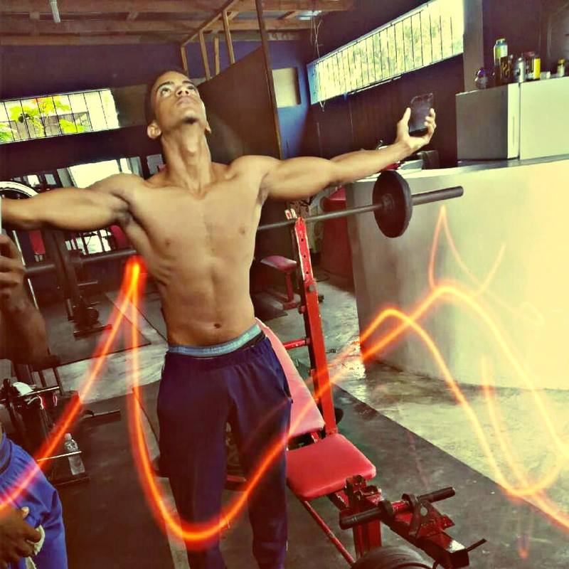 Date this georgeous Dominican Republic man JERRY JESUS from La Romana DO35307