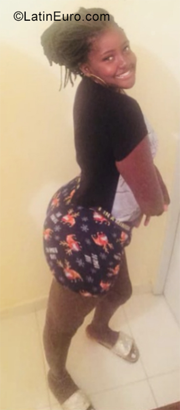 Date this fun Dominican Republic girl Ruth from San Pedro De Macoris DO35318