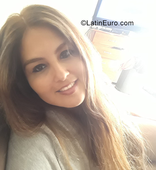 Date this good-looking Mexico girl Beatriz from Veracruz MX1672