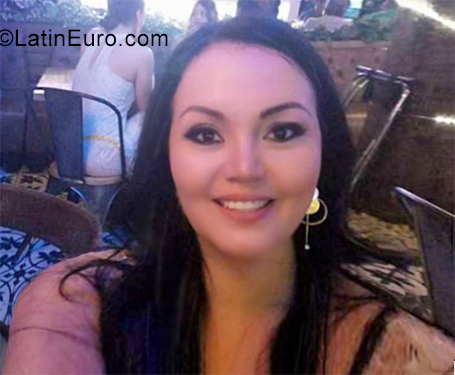 Date this exotic Colombia girl ANA MERCEDES from Cali CO25696