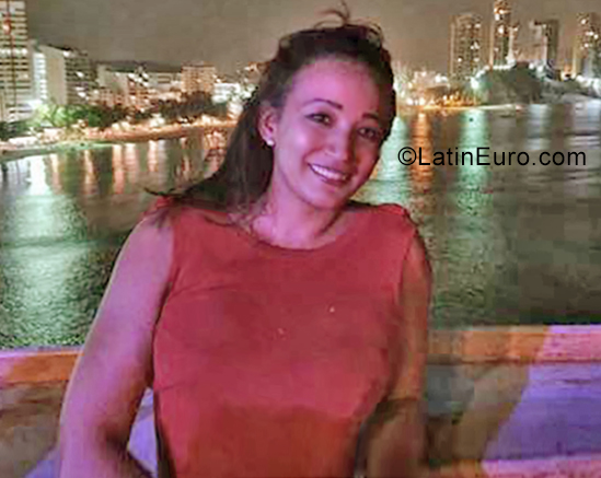 Date this funny Colombia girl Karina from Santa Marta CO25720