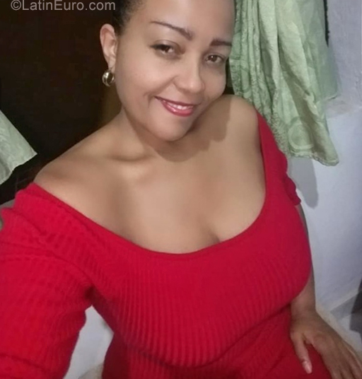 Date this lovely Colombia girl Arely from Apartado CO25745