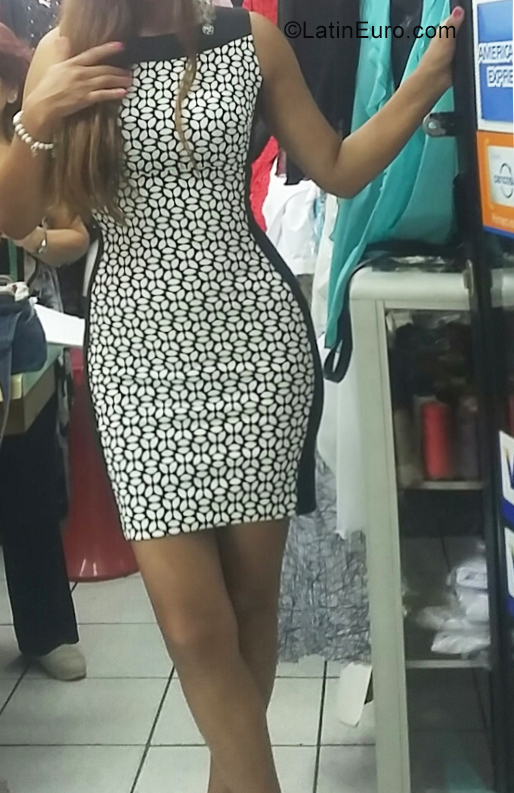 Date this sensual Peru girl Carol from Lima PE1414