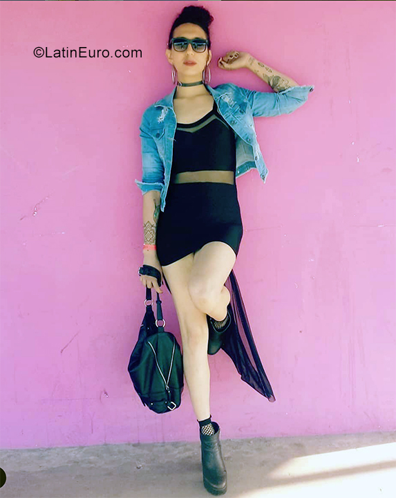 Date this stunning Argentina girl Gala from Buenos Aires AR207