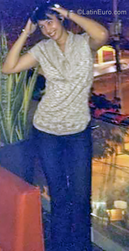 Date this gorgeous Colombia girl Irina from Barranquilla CO25817