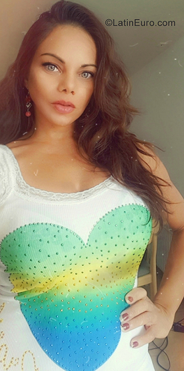 Date this fun Spain girl Andreza from Durango ES472