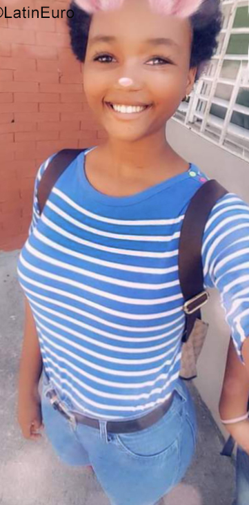 Date this stunning Dominican Republic girl Yariany from Nagua DO35700