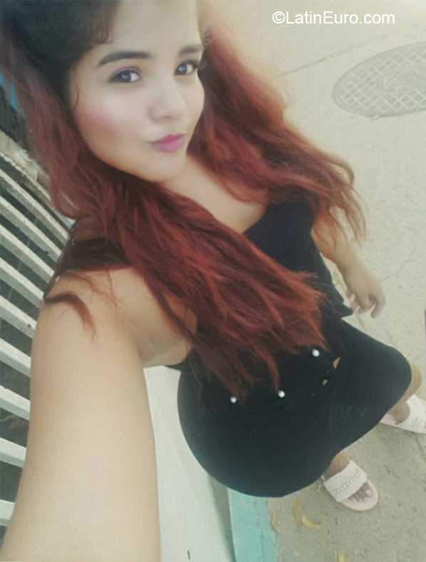 Date this pretty Venezuela girl Andrea from Trujillo VE2633