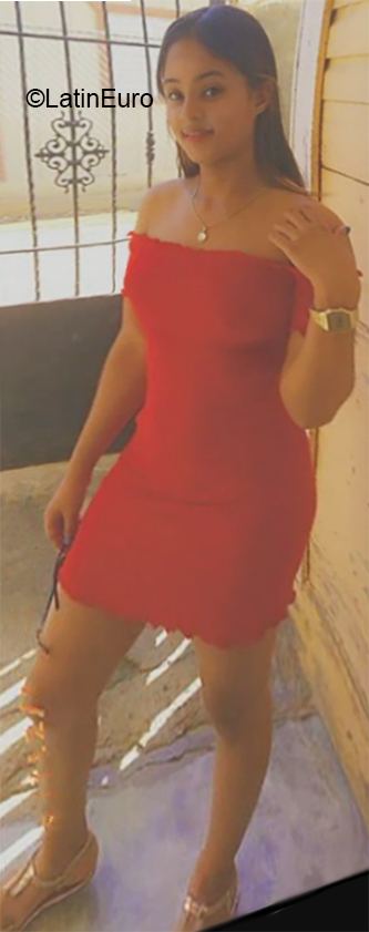 Date this charming Dominican Republic girl Sheyla from Mao Valverde DO35794