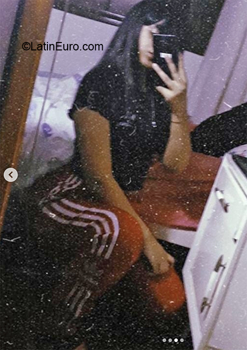 Date this sultry Argentina girl Tatiana from Buenos Aires AR229