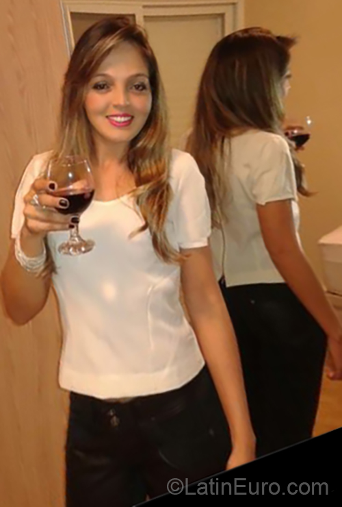 Date this nice looking Brazil girl Sabrina from Braganca Paulista BR10913