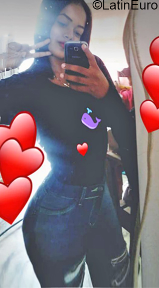 Date this good-looking Venezuela girl Ale from San Felipe VE2682