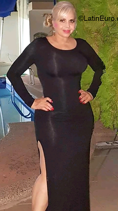 Date this passionate Mexico girl Yolanda from Guadalajara MX1699