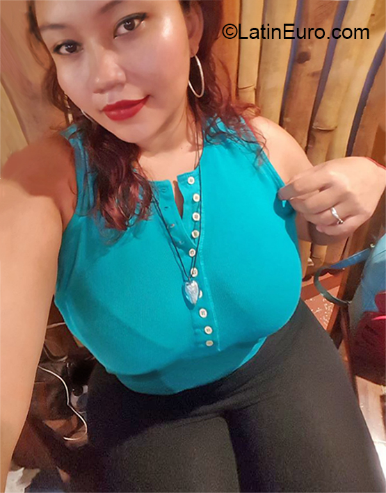 Date this beautiful Nicaragua girl Gladys from Managua NI226